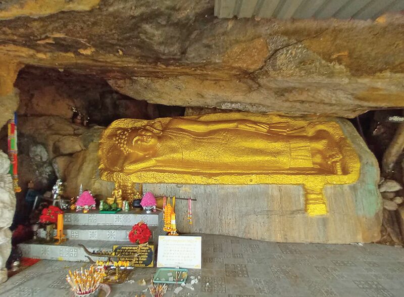ที่เที่ยวกาฬสินธุ์ พระพุทธไสยาสน์ภูปอ