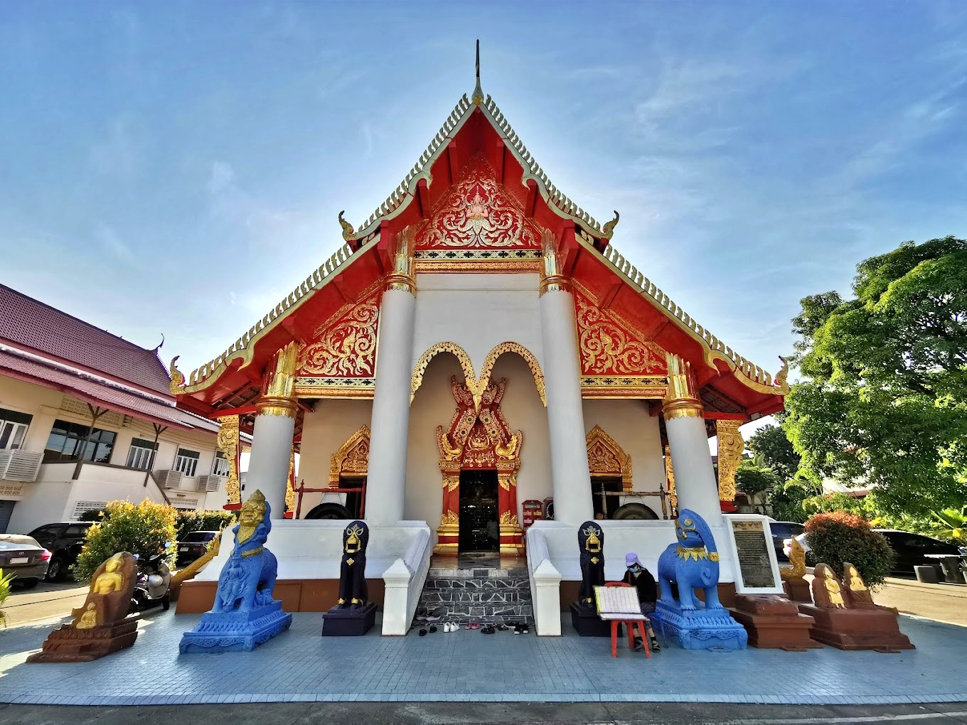 ที่เที่ยวมุกดาหาร วัดศรีมงคลใต้