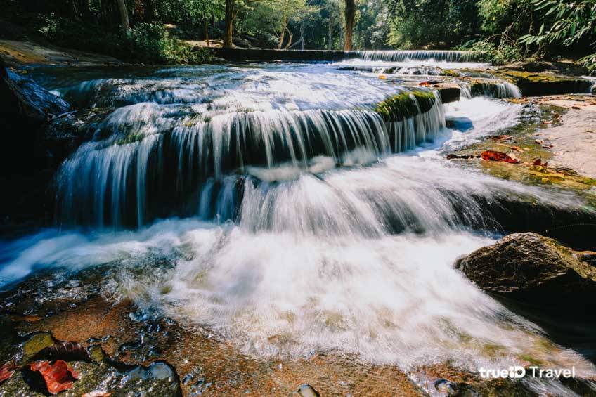 ที่เที่ยวศรีสะเกษ น้ำตกสำโรงเกียรติ