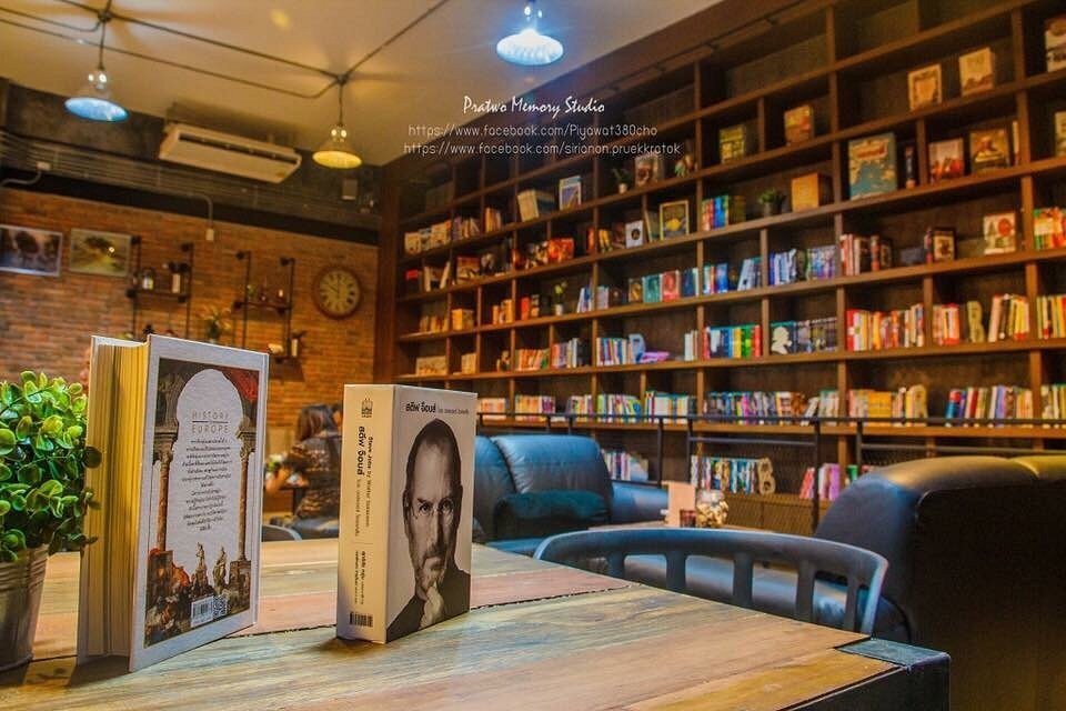 ที่เที่ยวบุรีรัมย์ The Library Cafe Buriram
