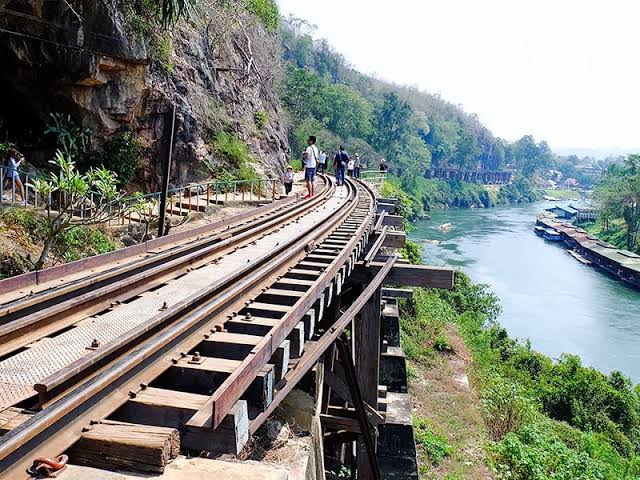 ที่เที่ยวกาญจนบุรี ช่องเขาขาด