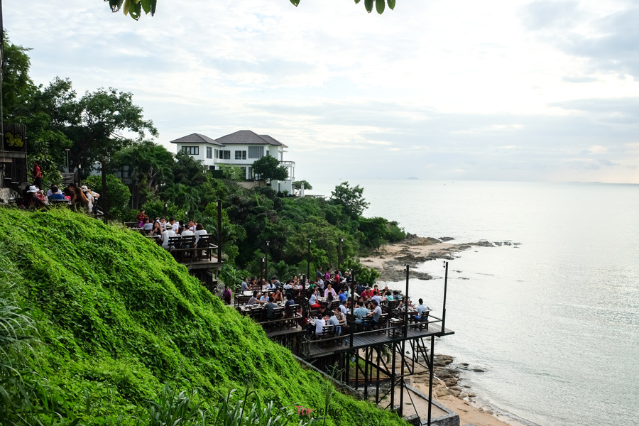 ที่เที่ยวชลบุรี ริมผา ลาภิน