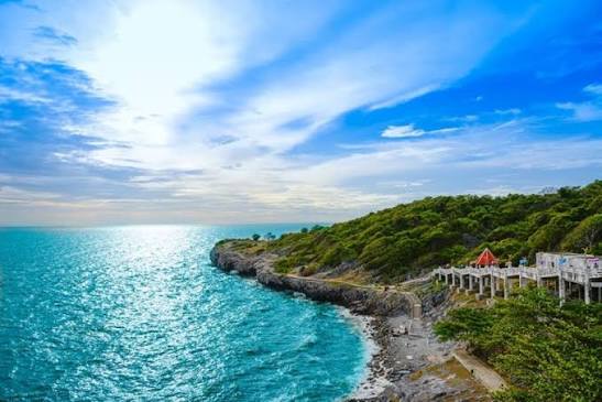 ที่เที่ยวชลบุรี เกาะสีชัง