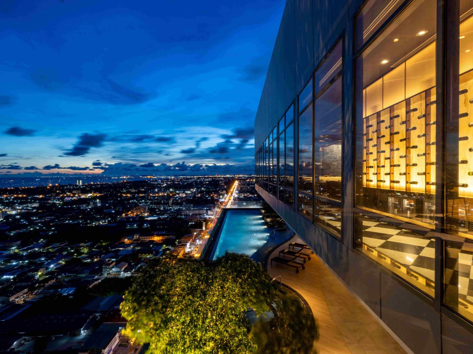 ที่เที่ยวระยอง Elementi Rooftop