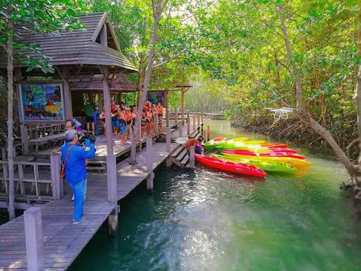 ที่เที่ยวจันทบุรี อ่าวคุ้งกระเบน